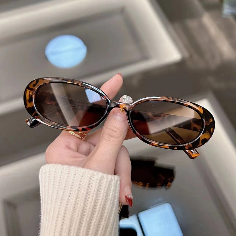 Yeni Oval Vintage Güneş Gözlüğ - Vintage Fashion Girl incelemesi ve fiyatı