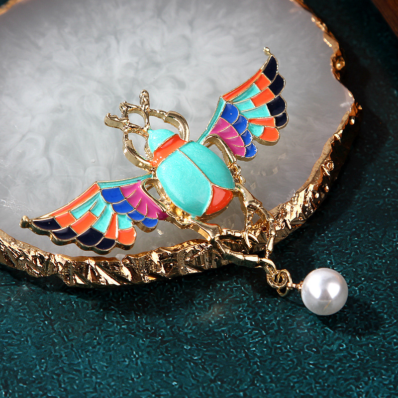 Kanatlı Scarab broş renkli mıs - Vintage Fashion Revival incelemesi ve fiyatı